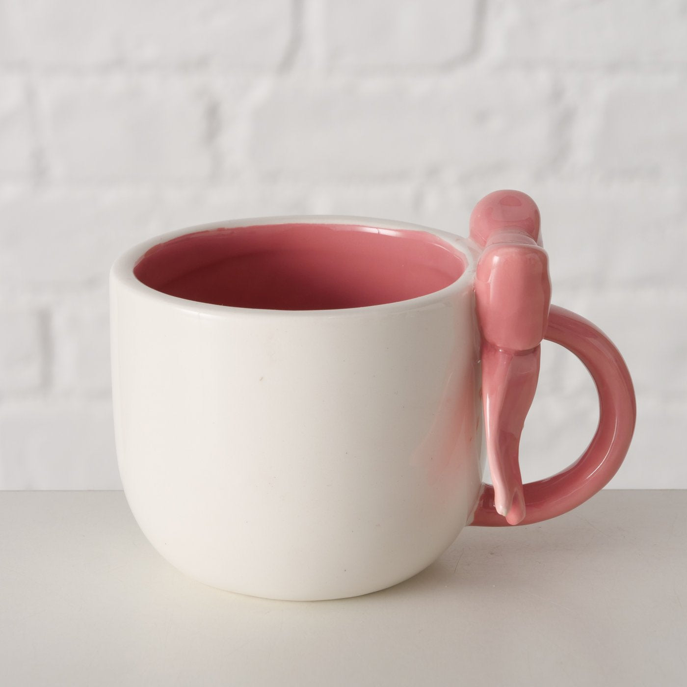 Stylischer Frühstücksbecher „Marthe“ mit rosa Schleifen-Detail