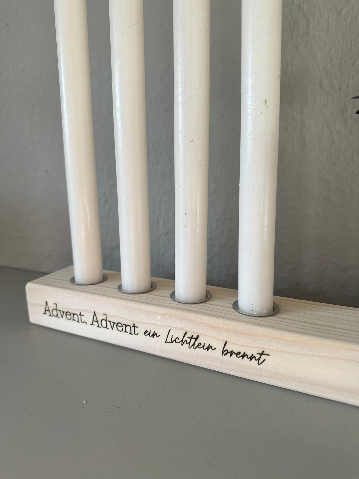 Natürliche Adventsdeko mit Flowergram und Trockenblumen – Kerzenhalter aus Holz