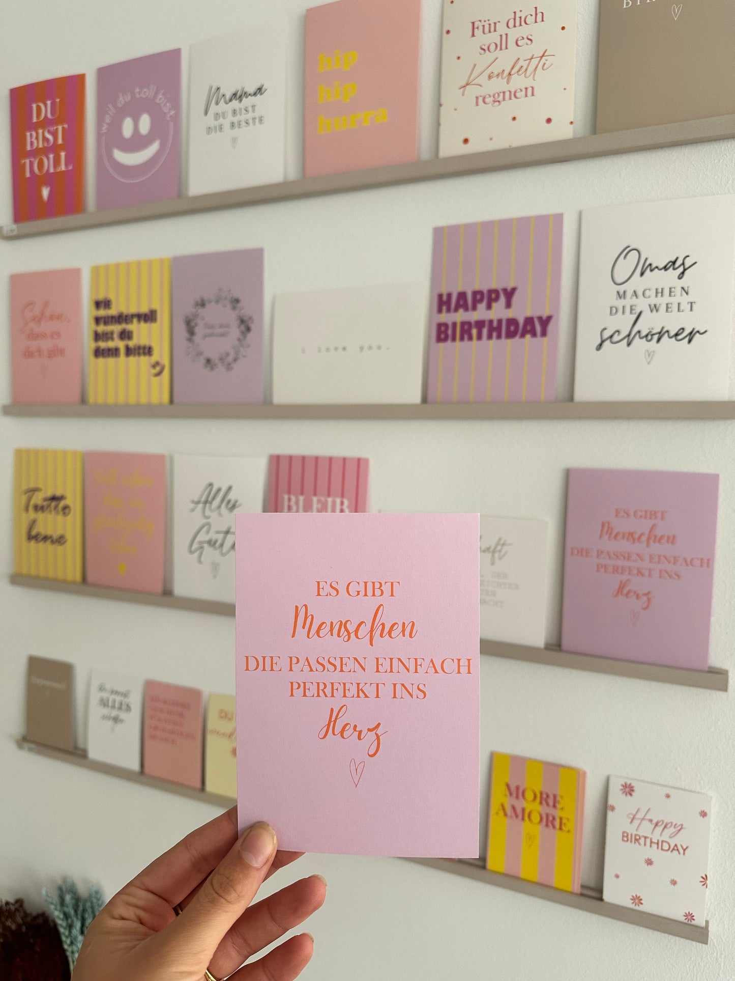 Postkarte Es gibt Menschen, die passen einfach perfekt ins Herz