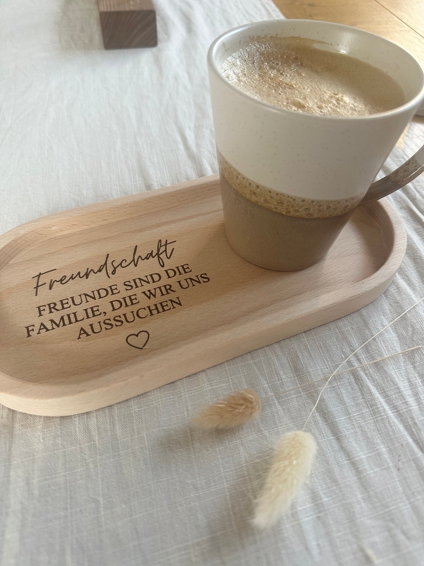 Tablett mit Gravur | Freundschaft | Freunde sind die Familie, die wir uns aussuchen