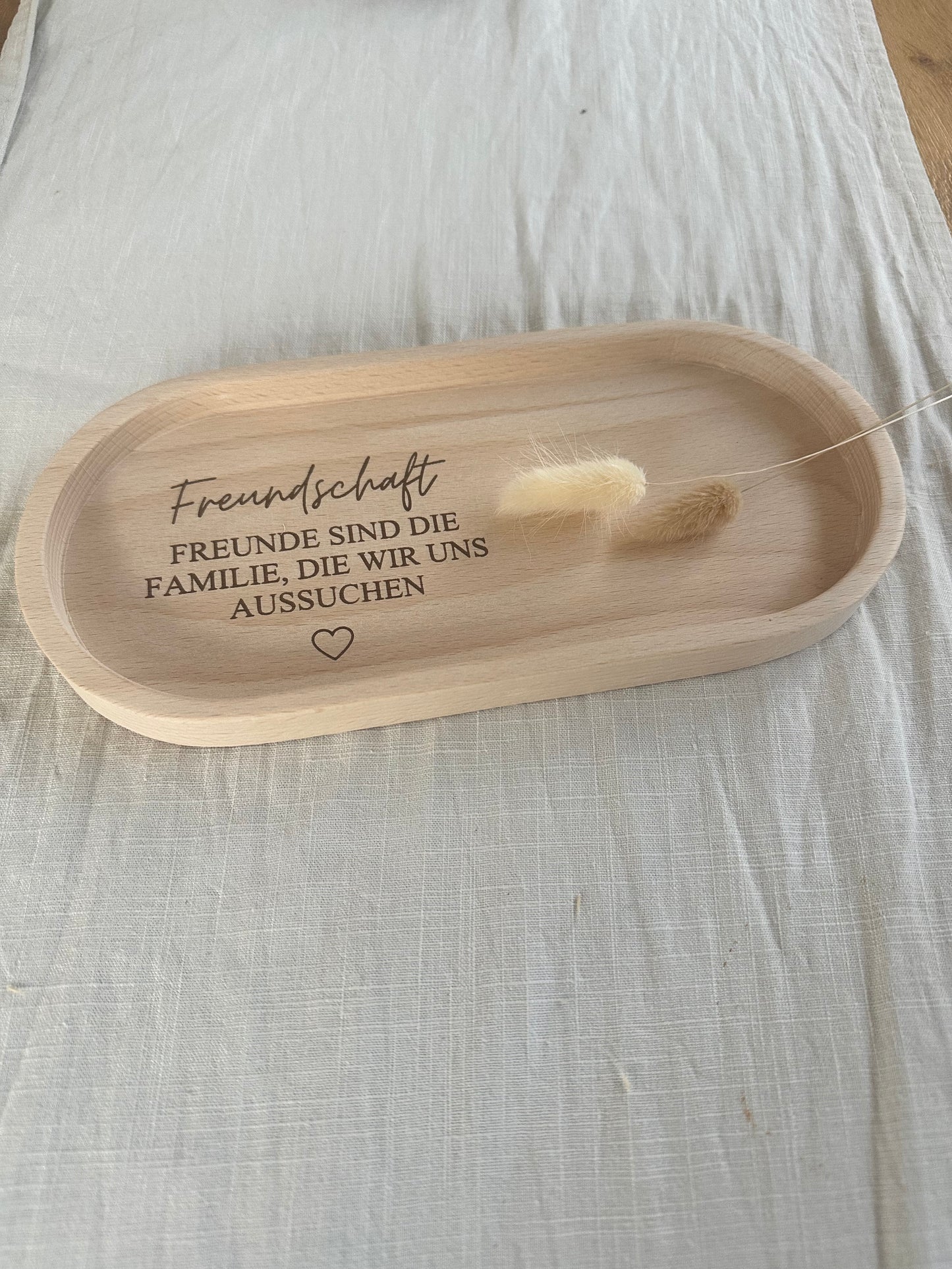 Tablett mit Gravur | Freundschaft | Freunde sind die Familie, die wir uns aussuchen