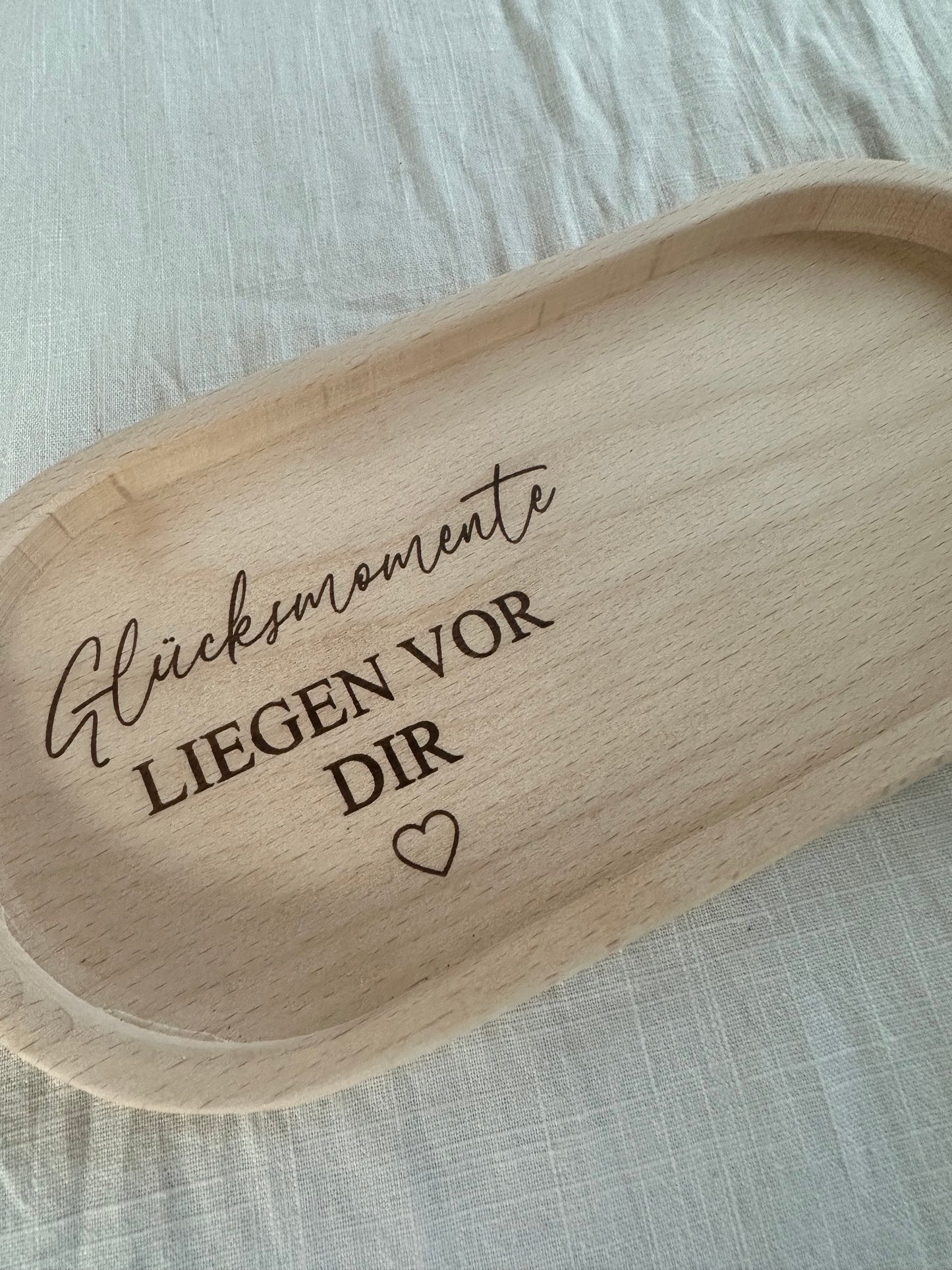 Tablett mit Gravur | Glücksmomente liegen vor dir