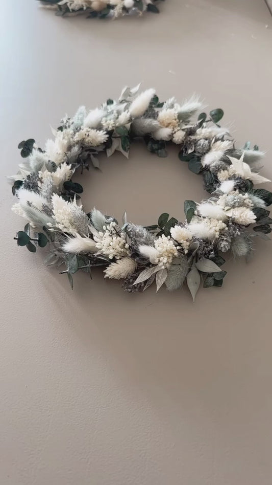 Dried flower wreath fully bound | blue, white, green