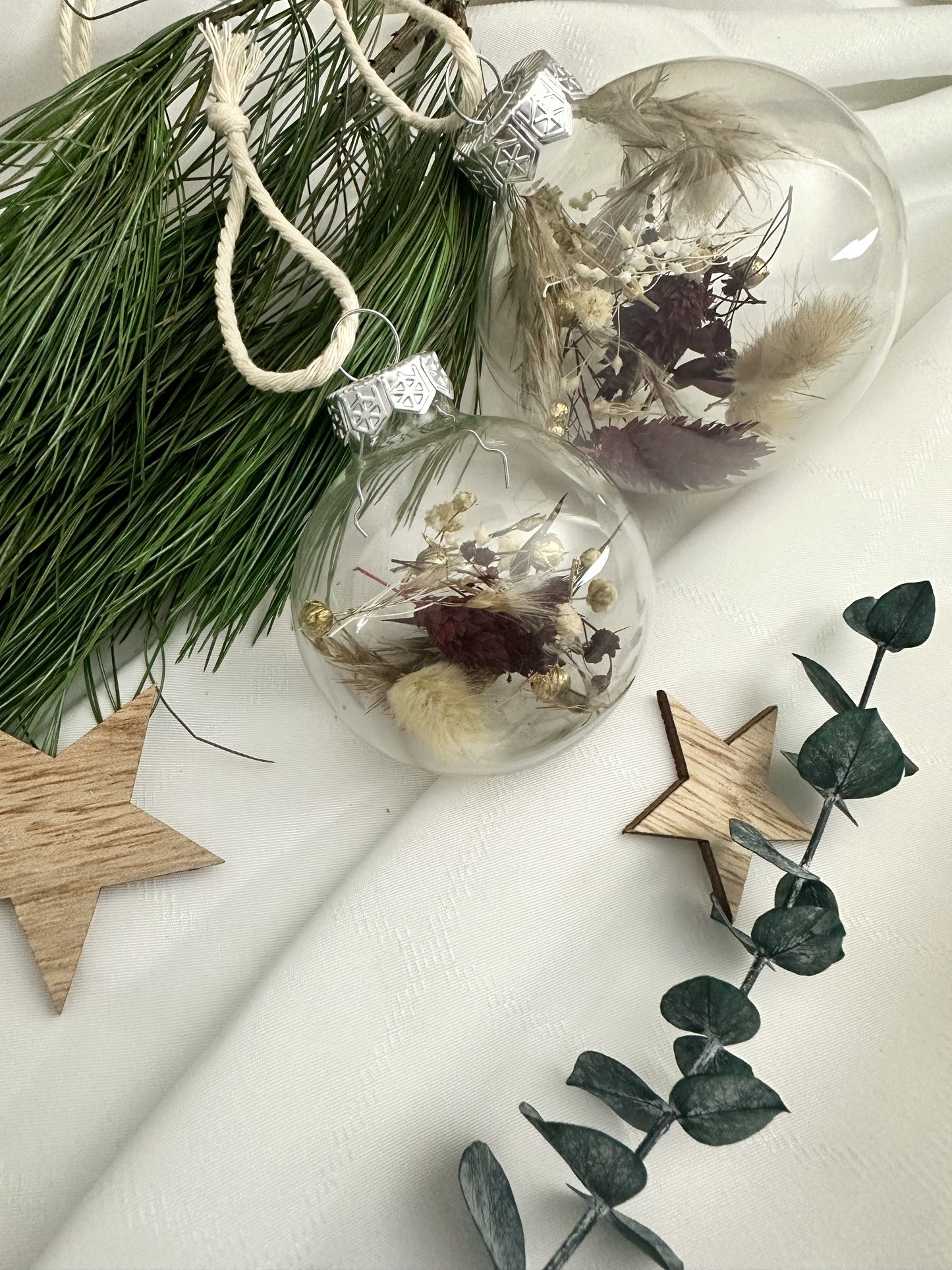 Glass Christmas balls with dried flowers | Customizable