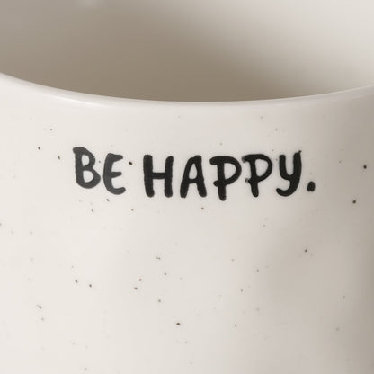 Rund geformter Jumbobecher mit mehrfarbigem Motiv auf Vorderseite