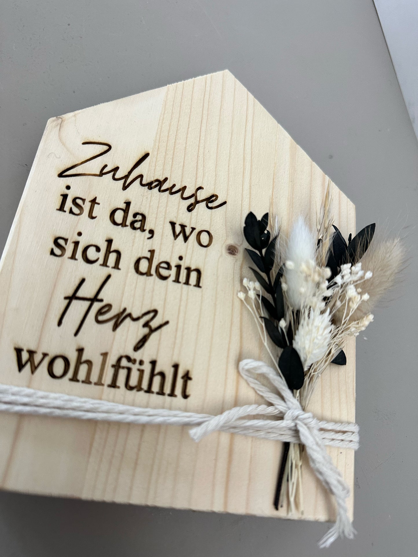 Dekohaus mit Trockenblumen | Geschenk zum Einzug