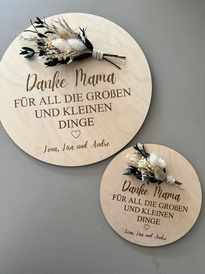 Holzschild mit Trockenblumenstrauß | personalisiertes Geschenk zum Muttertag