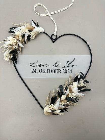 Metallherz personalisiert mit Trockenblumen