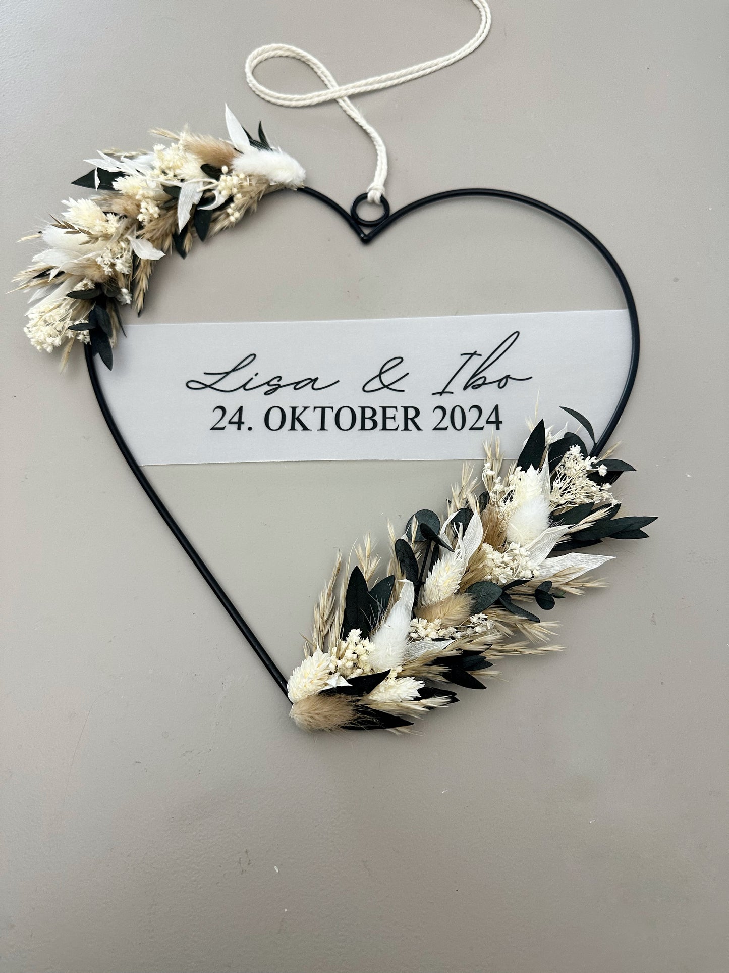 Metallherz personalisiert mit Trockenblumen