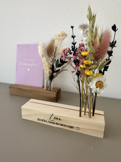 Personalisierter Kartenständer Geschenk Freundin Gravur | Miniblumenleiste Kartenhalter Schön, dass es dich gibt