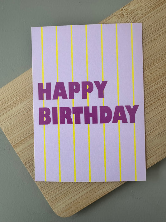 Postkarte Happy Birthday in Lila und Gelb gestreift, dekoratives Design