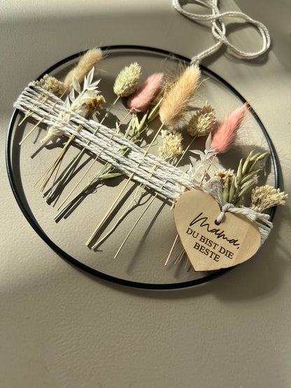 Muttertagsgeschenk | Metallring mit Trockenblumen und Holzherz | Trockenblumenring