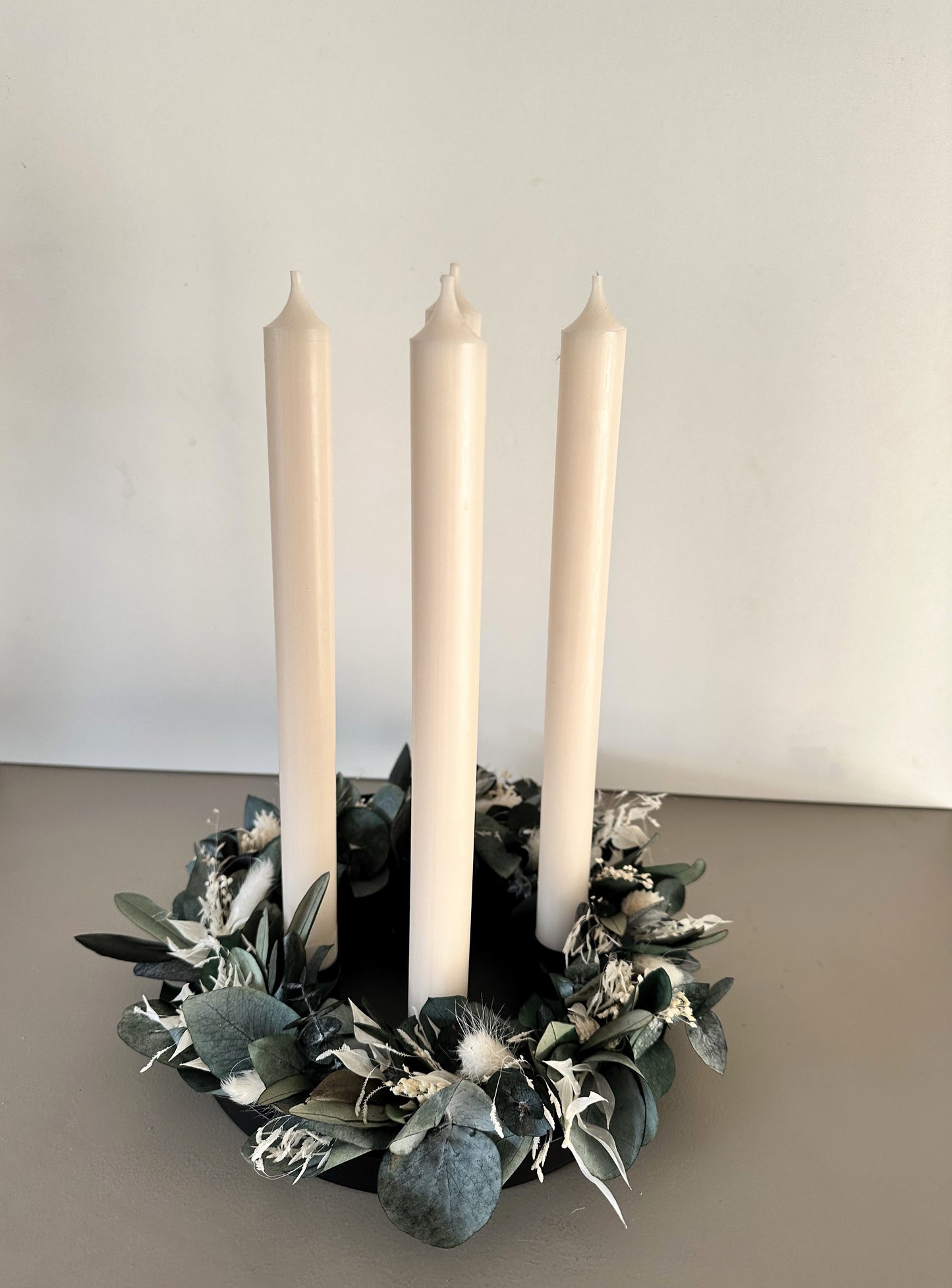 Metal candle holders for Advent wreaths | magnetic