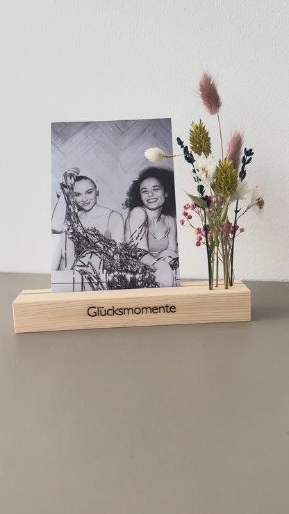 Kartenständer Fotoständer Glücksmomente mit Trockenblumen aus Holz