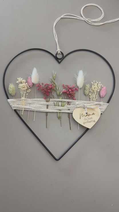 Metallherz mit Trockenblumen | Muttertagsgeschenk