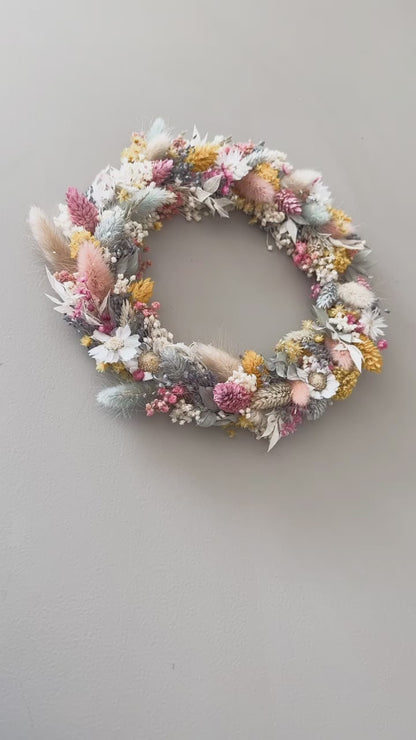 Dried flower wreath fully bound | colorful