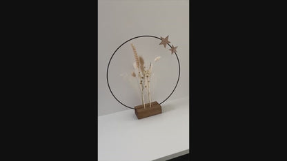 Standring mit Trockenblumen