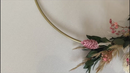 Dried flower wreath colorful | bound on one side