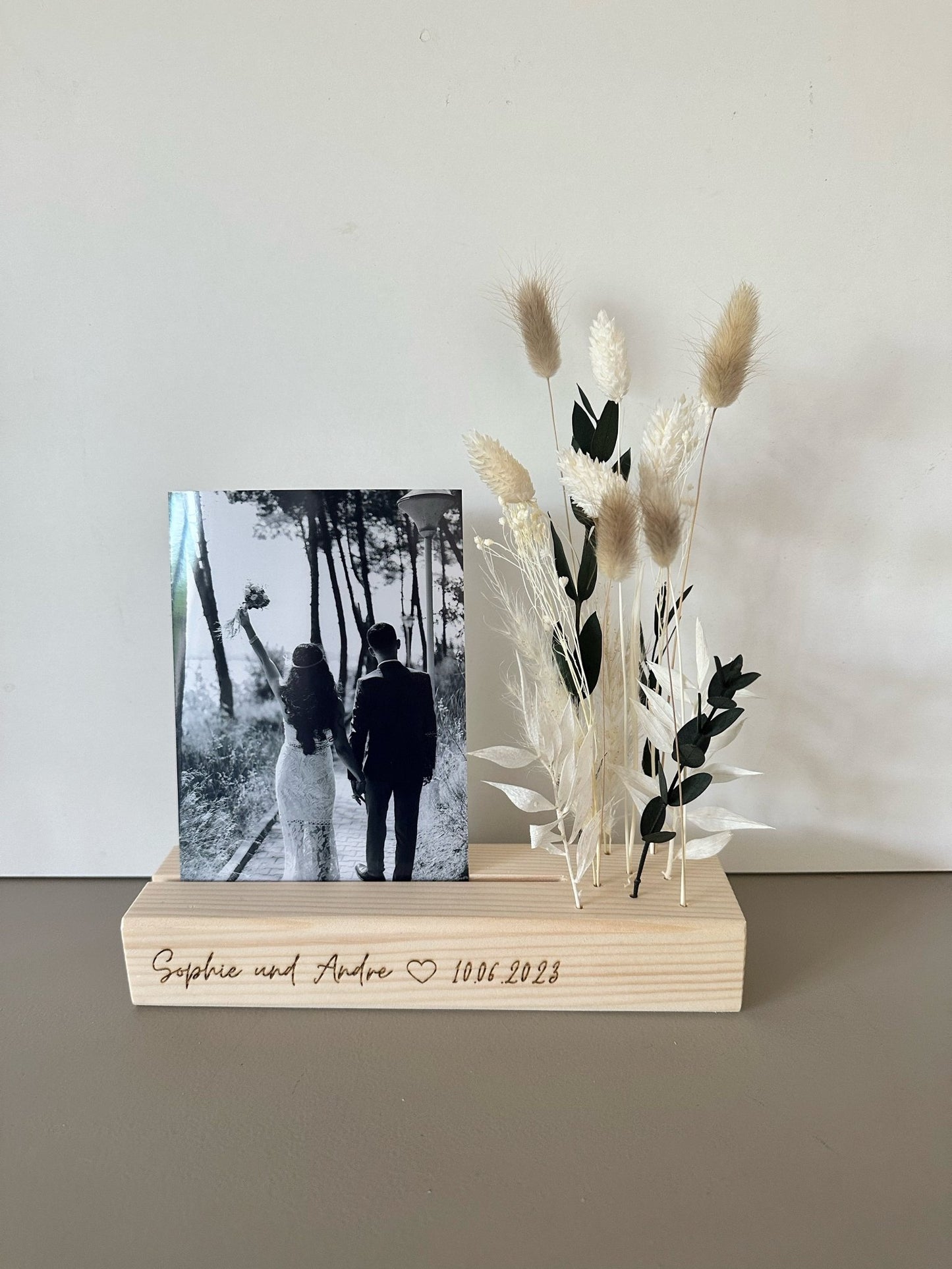 Blumenleiste und Foto-/Kartenhalter personalisierbar mit Trockenblumen - Trockenblumen
