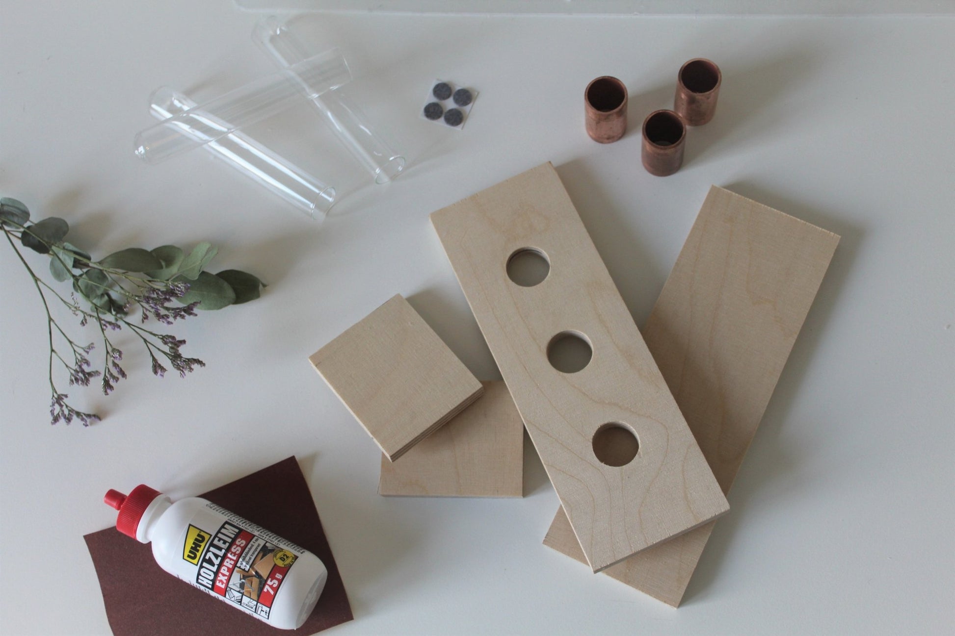 DIY-Set - Kerzenhalter und Reagenzglashalter aus Holz - DIY