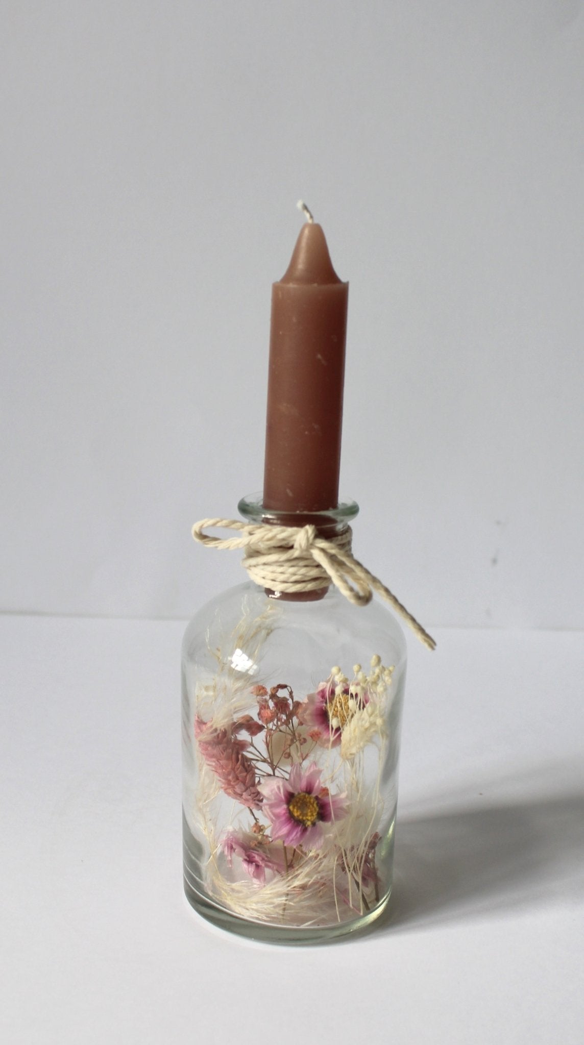 Kerzenglas mit Trockenblumen - Kerzenständer