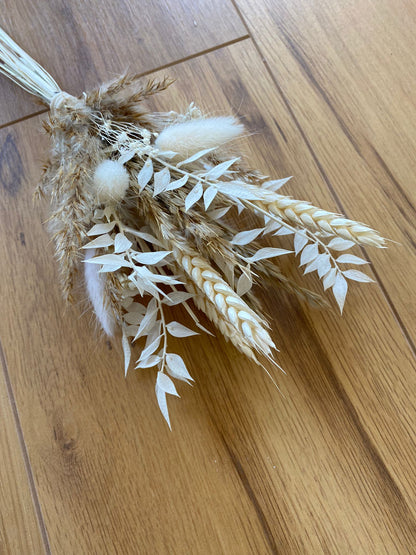 Kleiner Trockenblumenstrauß beige weiß - Trockenblumen