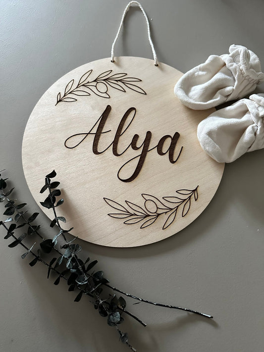 personalisiertes Namensschild aus Holz - Wohnaccessoire