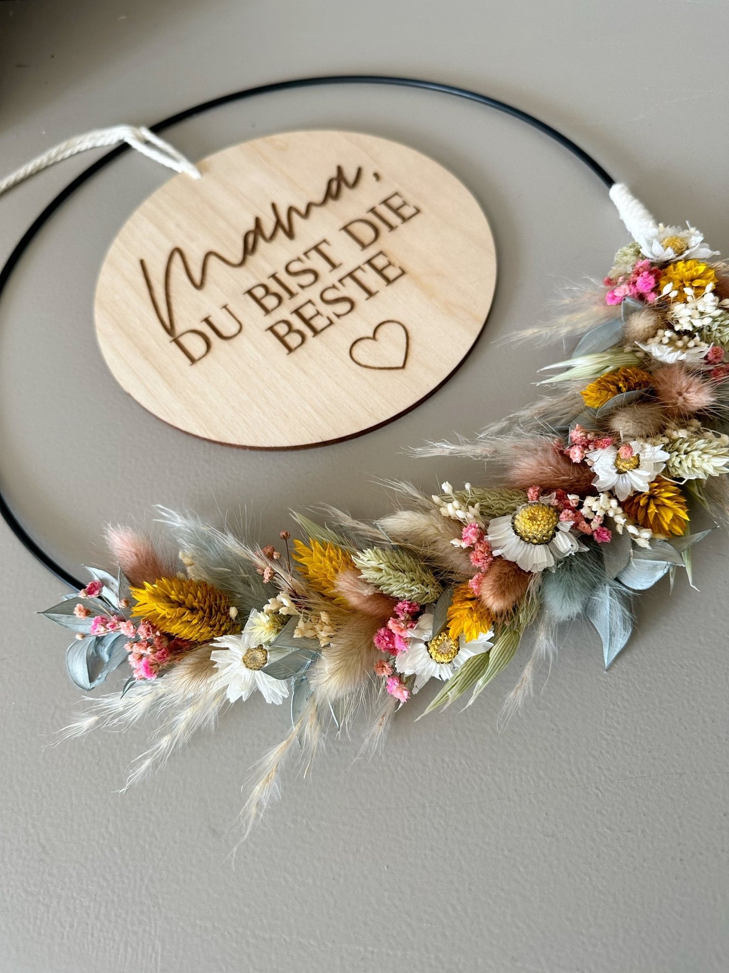 Trockenblumenkranz mit Holzschild | Mama - Trockenblumen